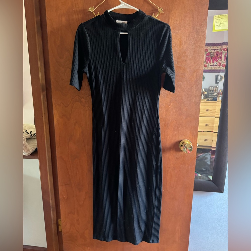 Keyhole Black Midi Dress